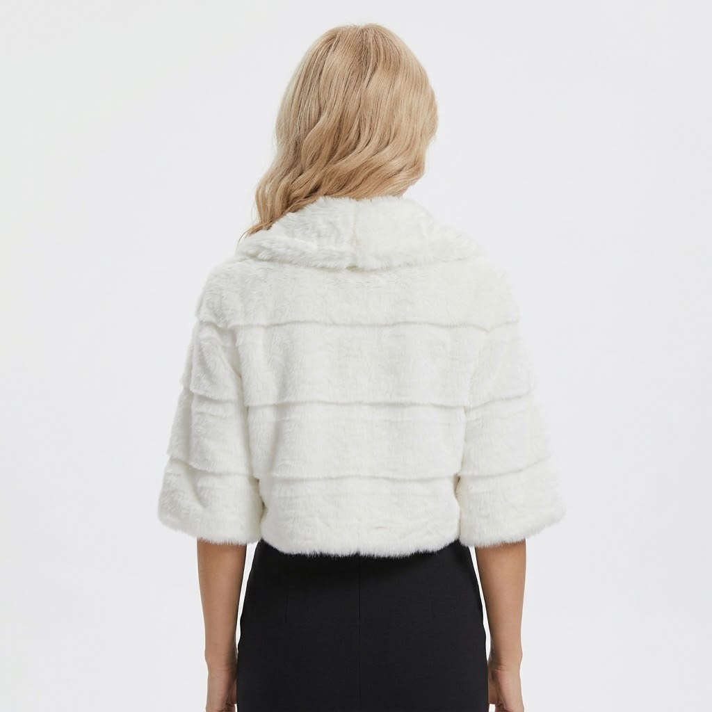 Bolero Blană Aspect Natural Alb cu Guler Elegant
